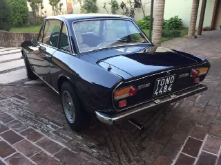 Foto 4 di 7: LANCIA Fulvia 3