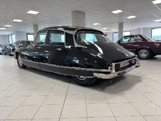 Foto 4 di 27: CITROEN DS 21 Prestige Chapron  