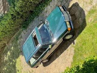 Foto 2 di 11: MERCEDES-BENZ E-Class(1976-1986) 250T 