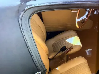Foto 5 di 7: ALFA ROMEO Duetto 1300    