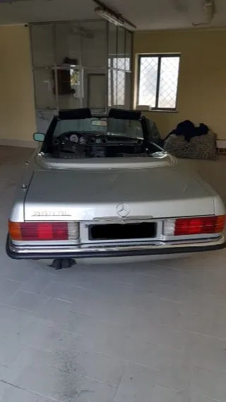 Foto 7 di 9: MERCEDES-BENZ SL Pagoda (1963-1971) sl 350 
