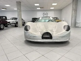 Foto 3 di 30: BIZZARRINI Roma  