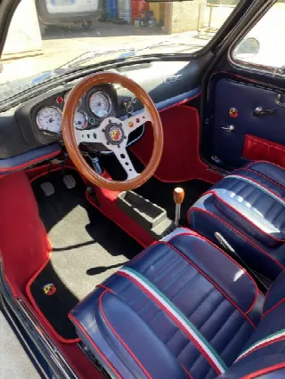 Foto 5 di 8: FIAT 500 abarth  
