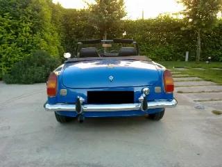 Foto 4 di 4: MG B Spider 