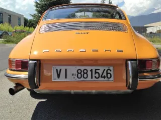 Foto 2 di 7: PORSCHE 911(1963-1973) T SWB anno 1967 