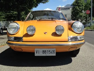 Foto 3 di 7: PORSCHE 911(1963-1973) T SWB anno 1967 
