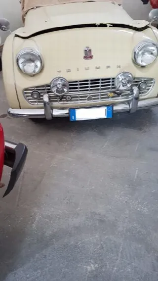 Foto 2 di 2: TRIUMPH TR3  