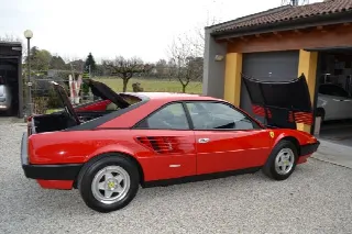 Foto 7 di 7: FERRARI Mondial(1985-1995) 8 F108 