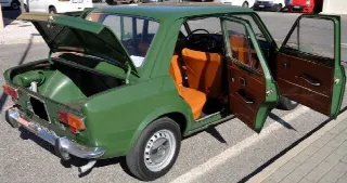 Foto 3 di 16: FIAT  128 Berlina 4p