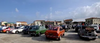 Foto 12 di 16: FIAT  128 Berlina 4p