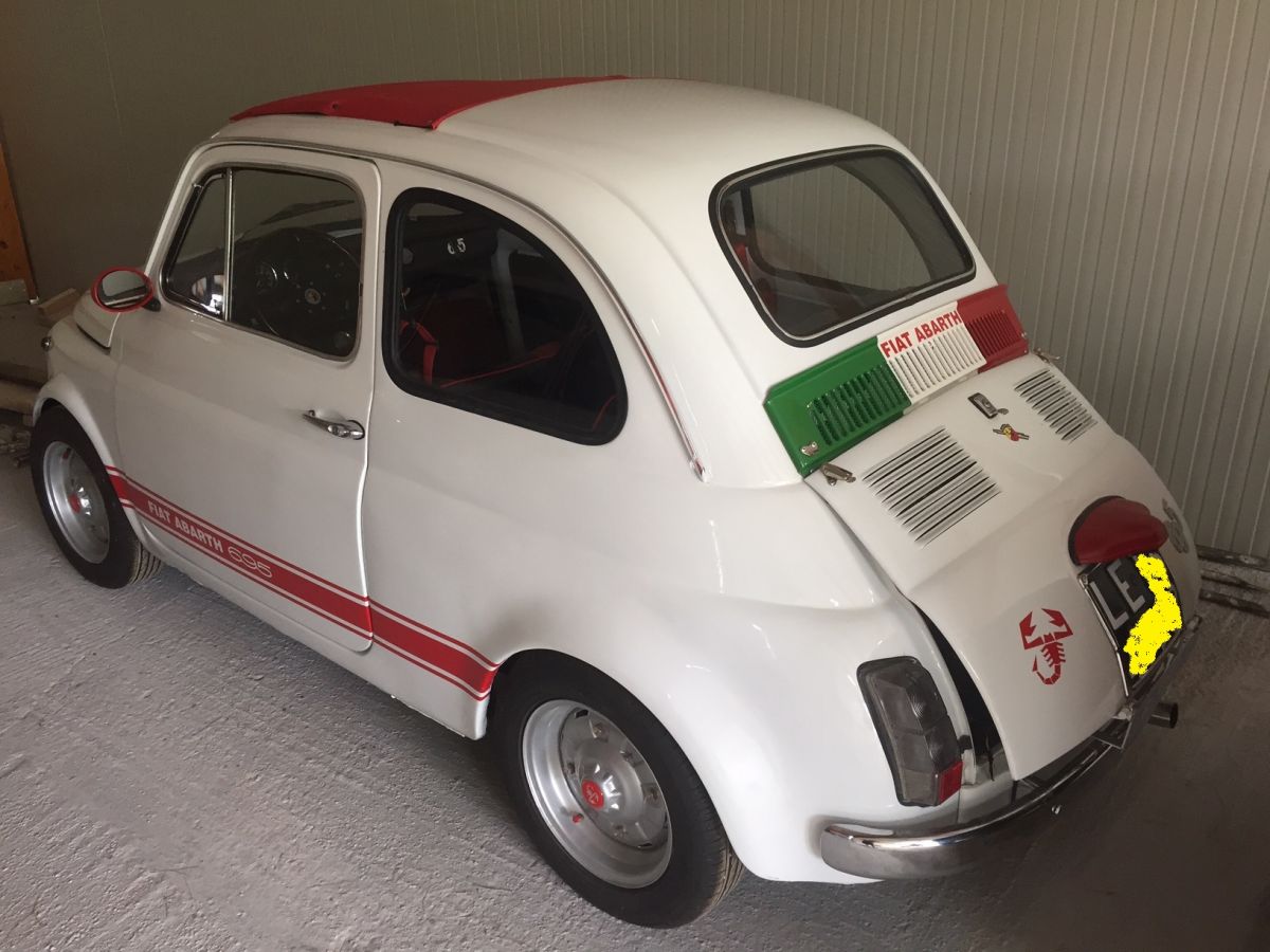 ABARTH 695 REPLICA  