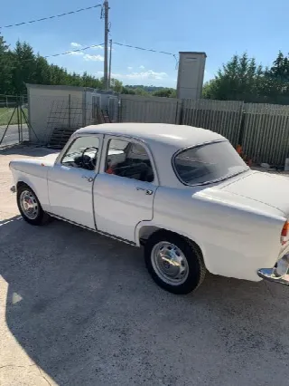 Foto 2 di 5: ALFA ROMEO Giulietta TI 