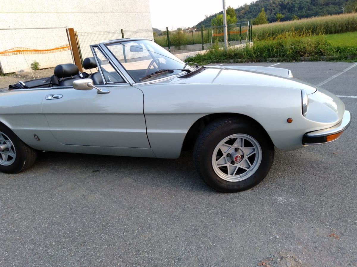 ALFA ROMEO Spider  