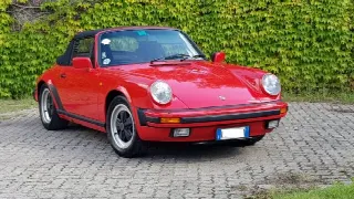 Foto 3 di 3: PORSCHE 911 Carrera 