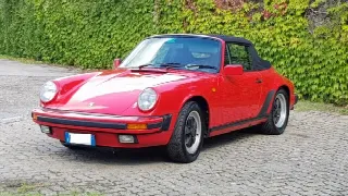 Foto 2 di 3: PORSCHE 911 Carrera 