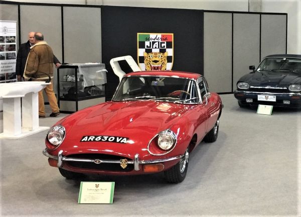 JAGUAR E-TYPE SII (1967-1971) COUPE 2 POSTI   