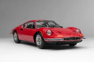 Foto 6 di 7: FERRARI 246 Dino (1969-1974) 2 SEDILI / SEATS
