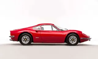 Foto 7 di 7: FERRARI 246 Dino (1969-1974) 2 SEDILI / SEATS