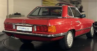 Foto 6 di 7: MERCEDES-BENZ SL(1971-1989) 300 SL Roadster 
