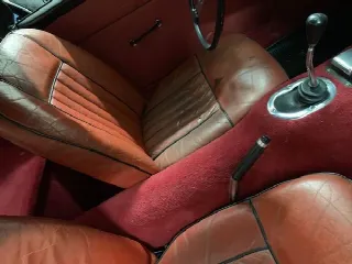 Foto 7 di 11: MG B 1800