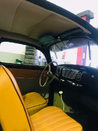 Foto 14 di 14: VOLKSWAGEN kafer