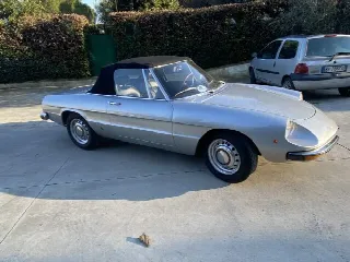 Foto 2 di 5: ALFA ROMEO 1300 duetto spider 