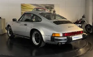 Foto 6 di 7: PORSCHE 911 Carrera 3.2