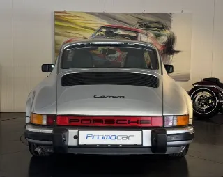Foto 5 di 7: PORSCHE 911 Carrera 3.2