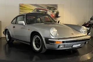 Foto 2 di 7: PORSCHE 911 Carrera 3.2