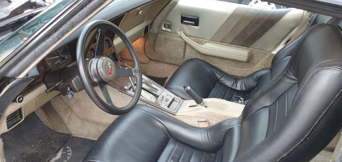 CHEVROLET Corvette C3 collector edition 