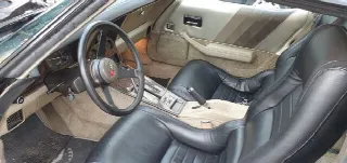 Foto 1 di 4: CHEVROLET Corvette C3 collector edition 