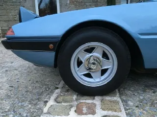 Foto 12 di 14: FERRARI 365 GT4 2+2 