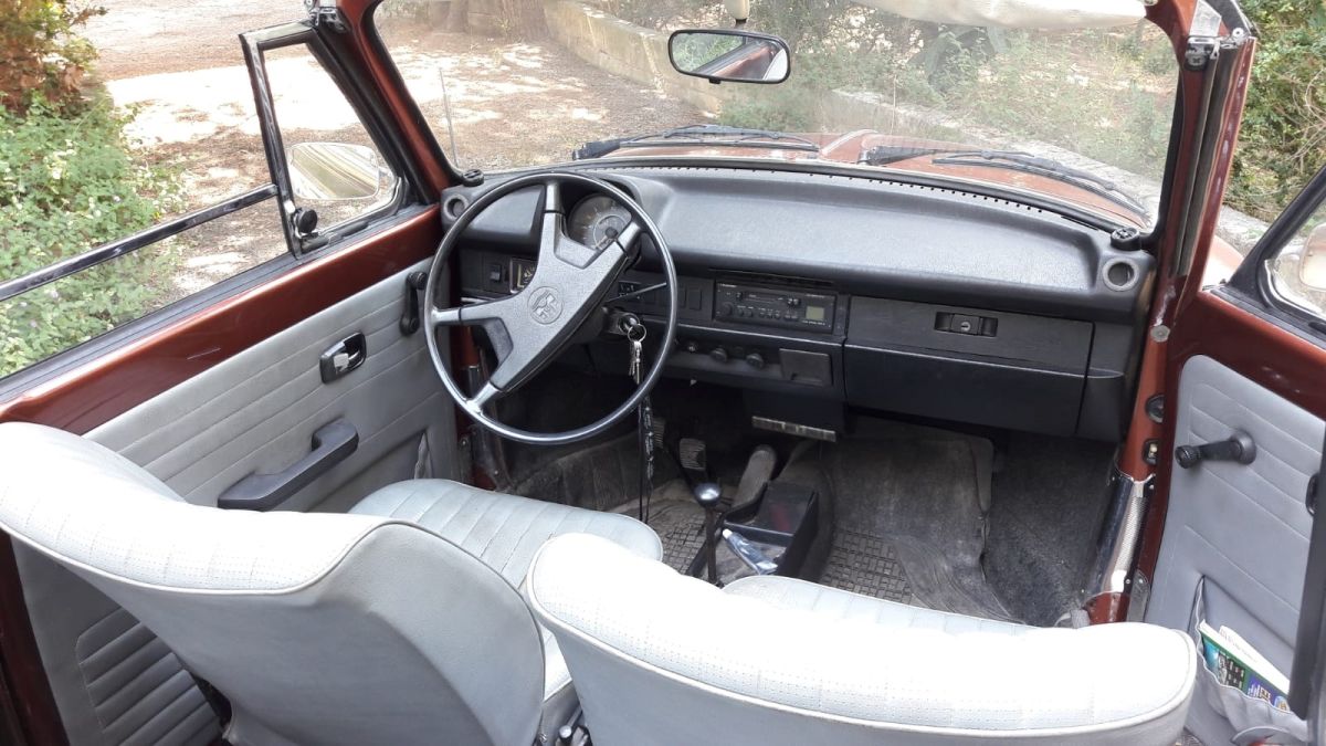 Volkswagen Maggiolino Karmann Ghia 