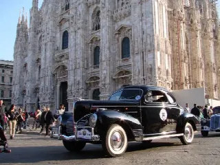 Foto 2 di 7: DODGE DeluxeSix D11 de Luxe  1939  