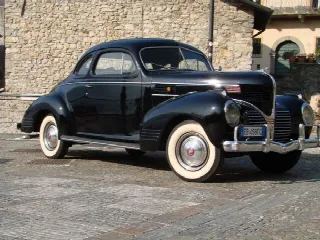 Foto 4 di 7: DODGE DeluxeSix D11 de Luxe  1939  