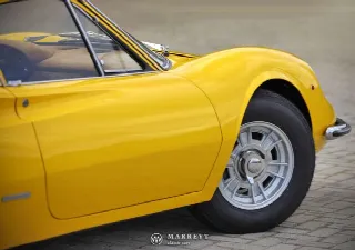 Foto 3 di 6: FERRARI 246 Dino (1969-1974) GT 'L-Series'