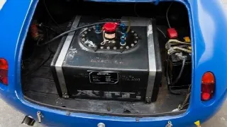 Foto 9 di 12: ALFA ROMEO SZ 