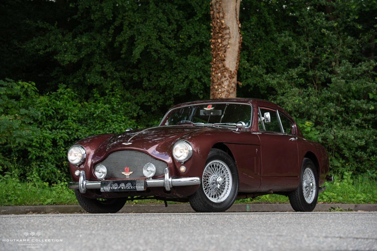 ASTON MARTIN DB2/4 (1953-1959) MK III