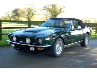 Foto 3 di 3: ASTON MARTIN V8 Volante 