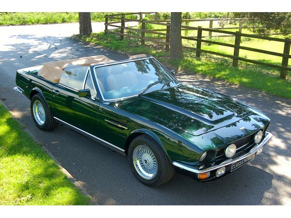 ASTON MARTIN V8 Volante 