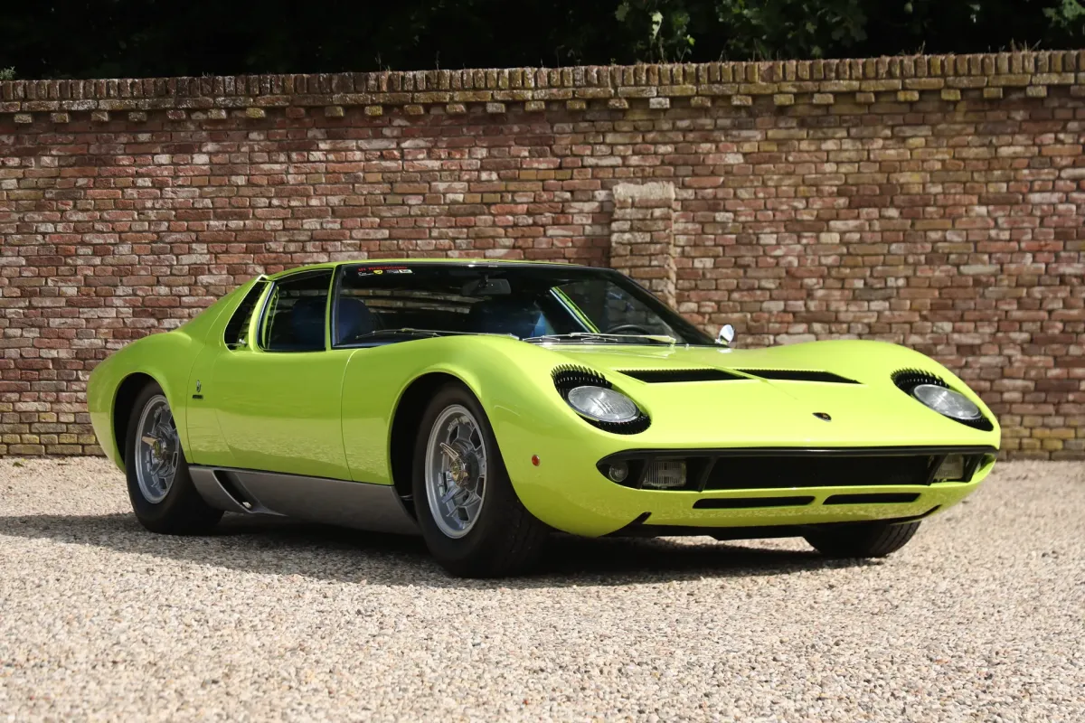 Lamborghini Miura P400 S appartenuta al critico cinematografico e regista italiano Renzo Renzi