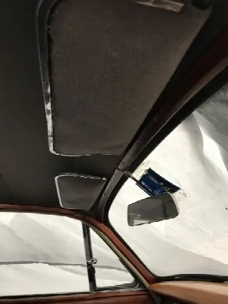 Foto 8 di 13: JAGUAR MKII 2,4  cambio manuale 6 cilindri 