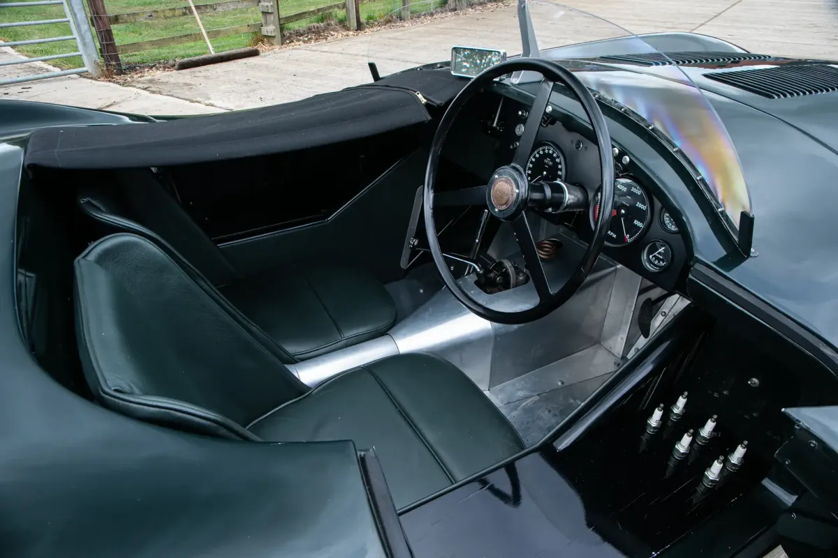 All'asta le auto del padre di Lewis Hamilton: in vendita ben 27 esemplari 