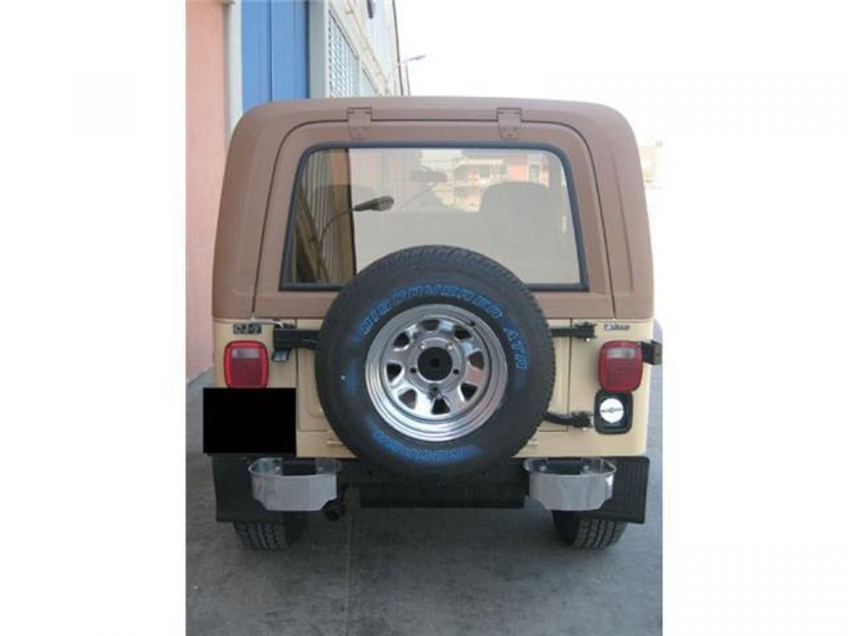 JEEP CJ 7 Laredo 