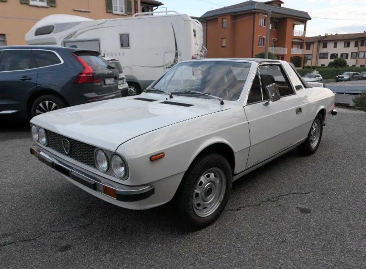 LANCIA Beta Spider