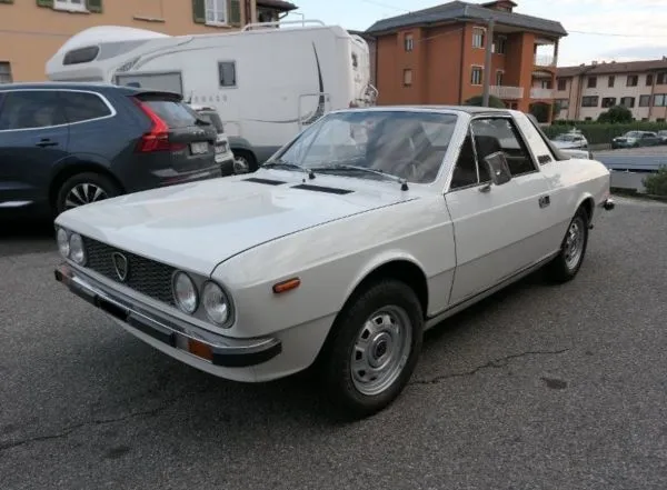 LANCIA Beta Spider