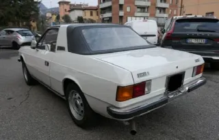 Foto 4 di 9: LANCIA Beta Spider