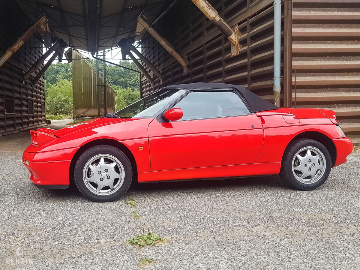 LOTUS Elan M100 Turbo