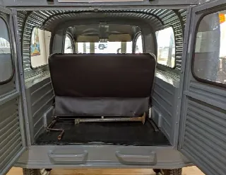 Foto 7 di 7: CITROEN 2 CV Azu