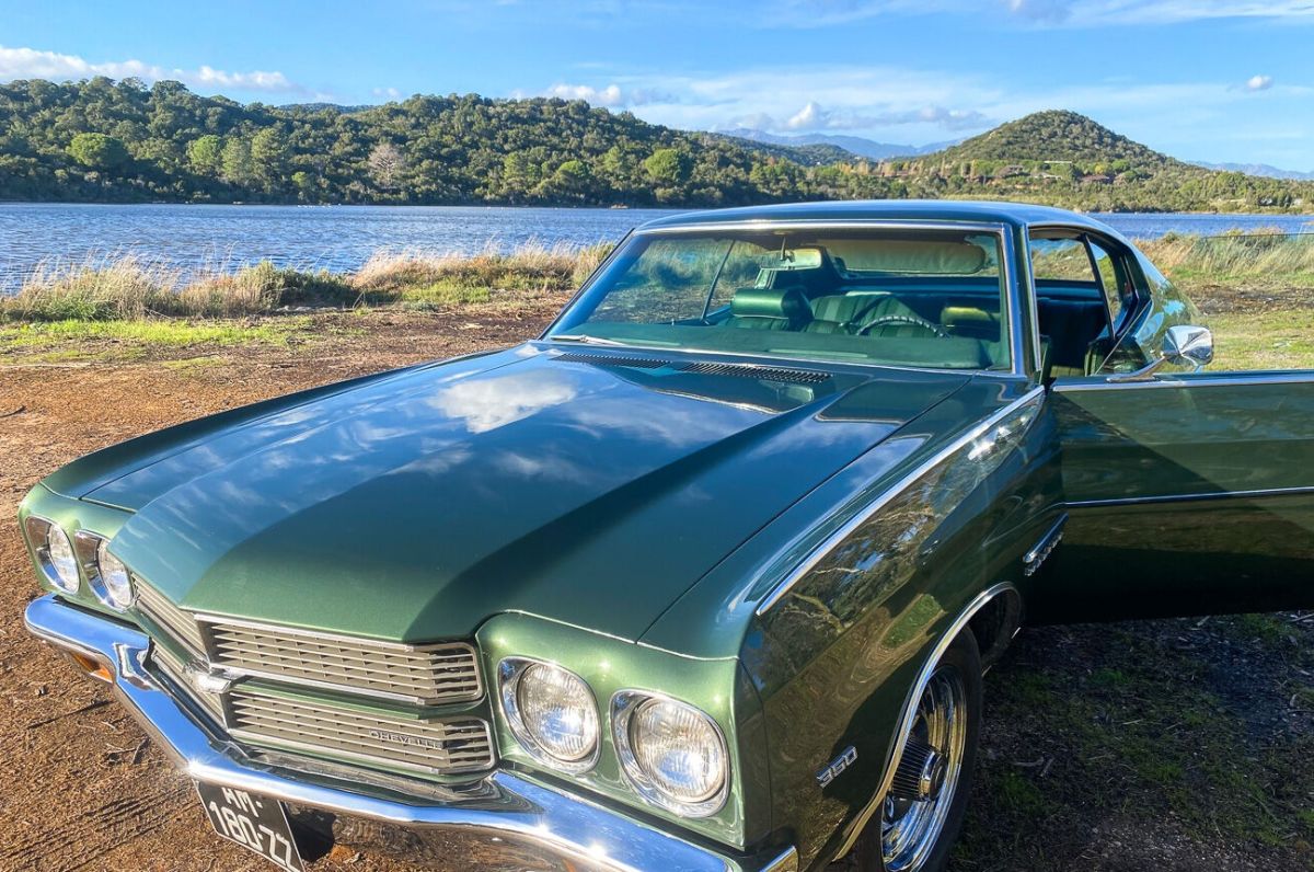 CHEVROLET Cheyenne   Chevelle Malibu Sport Coupé 